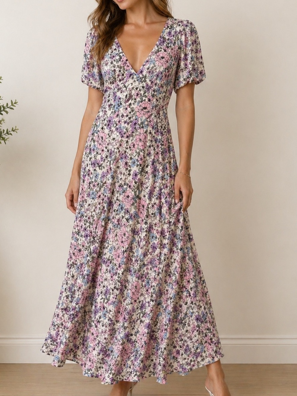 BCBGeneration Floral Satin Maxi Dress V-Neck Short Sleeve Size 6